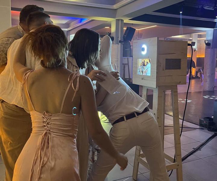 Une entreprise mettant en location un photobooth près d’Amiens